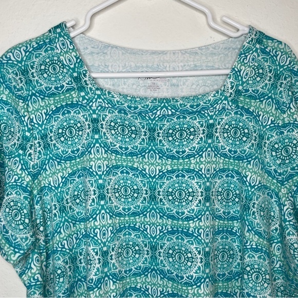 Kim Rogers Geometric Blue and Green Mandala Print T Shirt - Picture 2 of 4